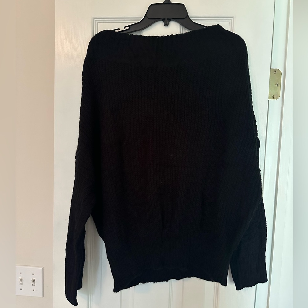 Black Off the Shoulder Knot Sweater Size L